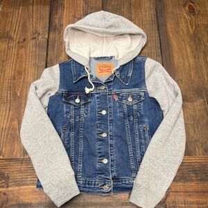 Levi Strauss Co Denim trucker Jacket with grey Hoodie Combo, Women's XS